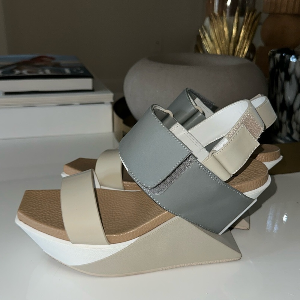 United nude Delta wedges Size 39